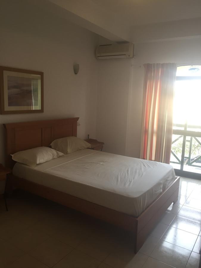 פראייה Felicidade Hotel מראה חיצוני תמונה